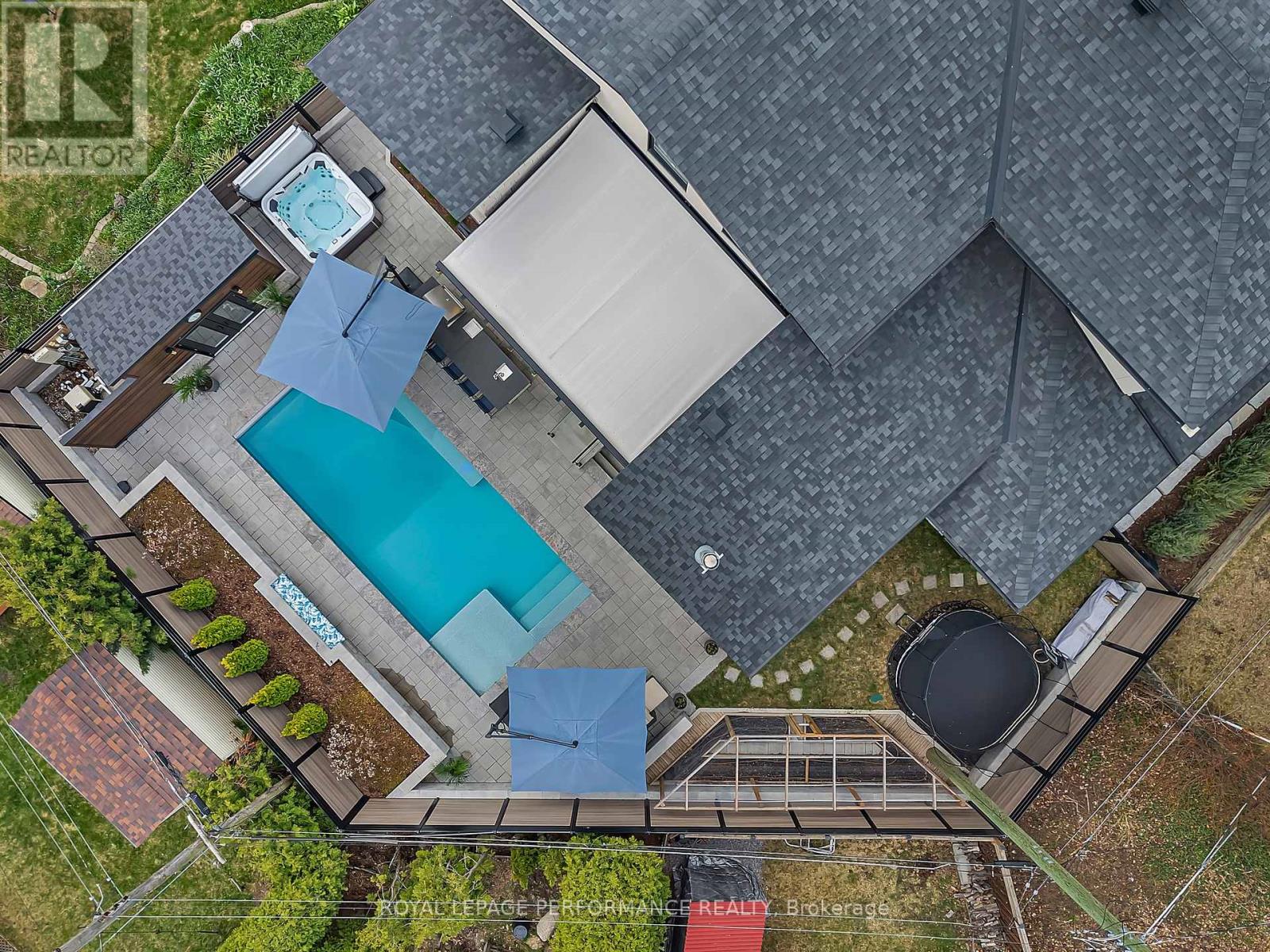 544 NEIGHBOURHOOD WAY - 46