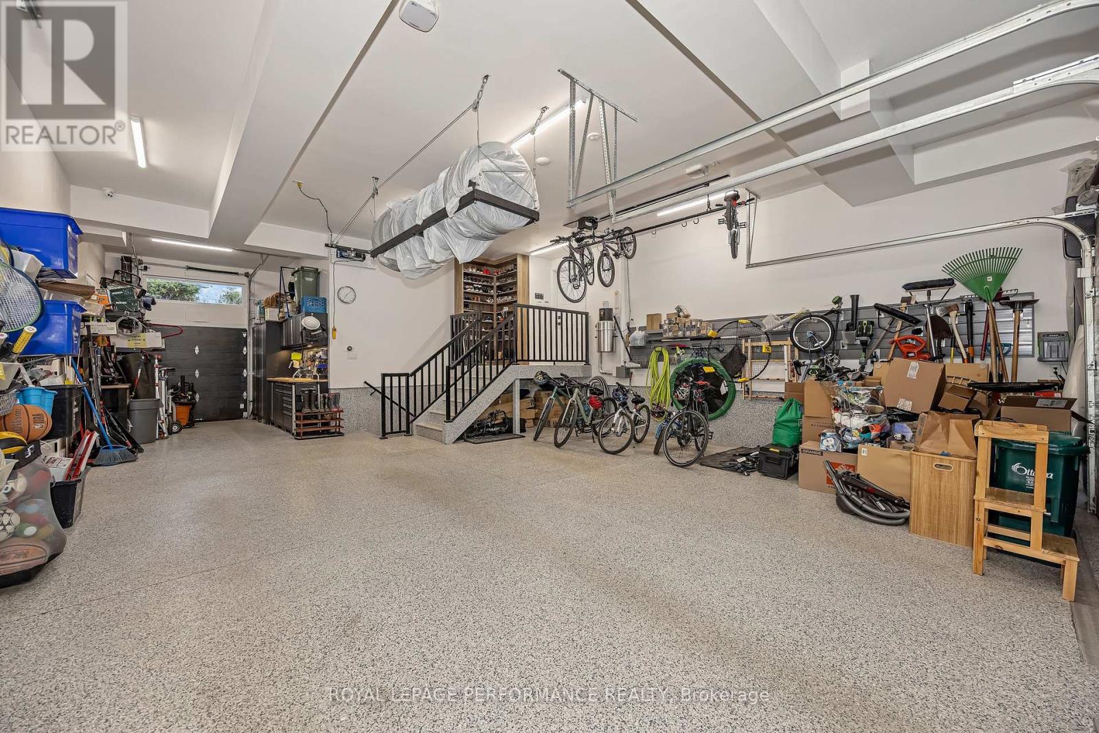 544 NEIGHBOURHOOD WAY - 47