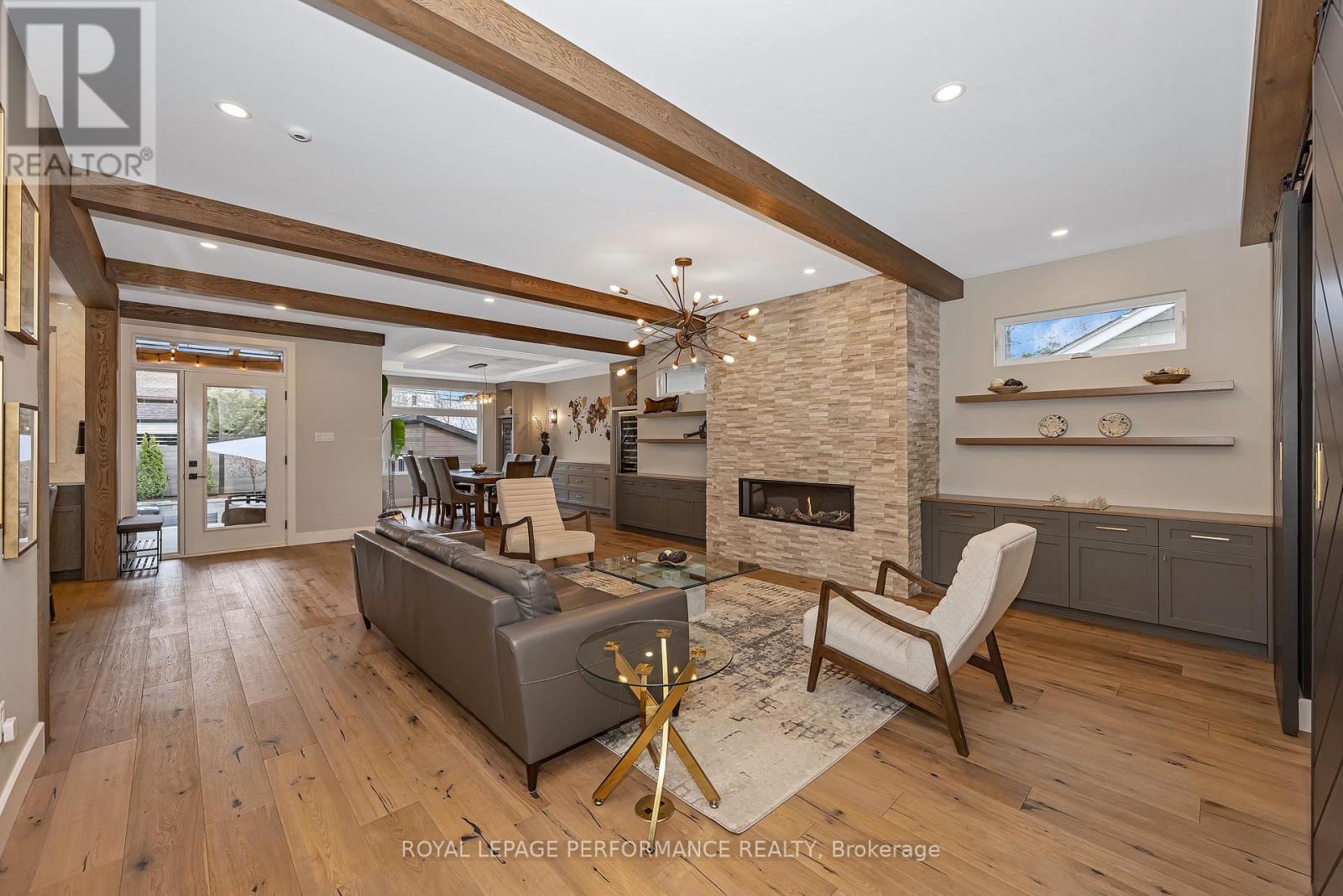 544 NEIGHBOURHOOD WAY - 6