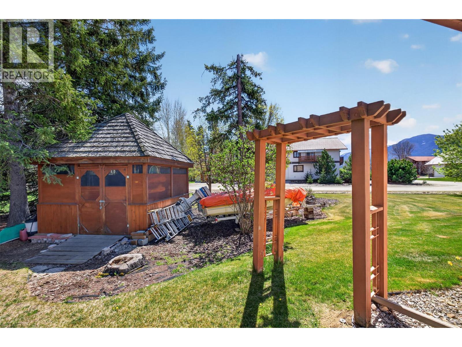 5102 Riverside Drive - 13