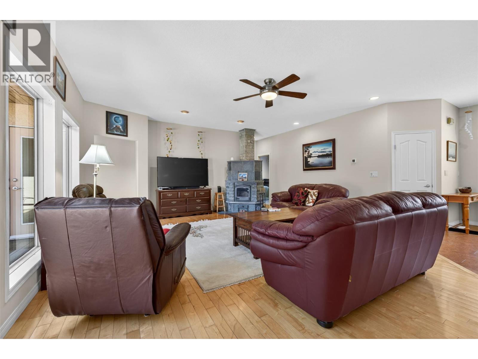 5102 Riverside Drive - 28