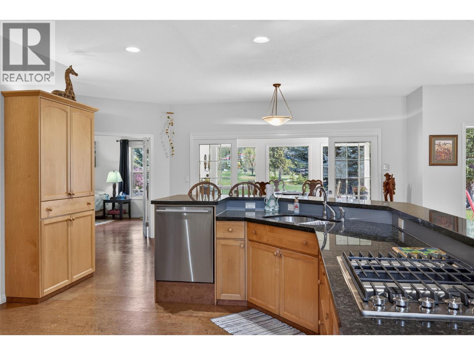 5102 Riverside Drive - 23