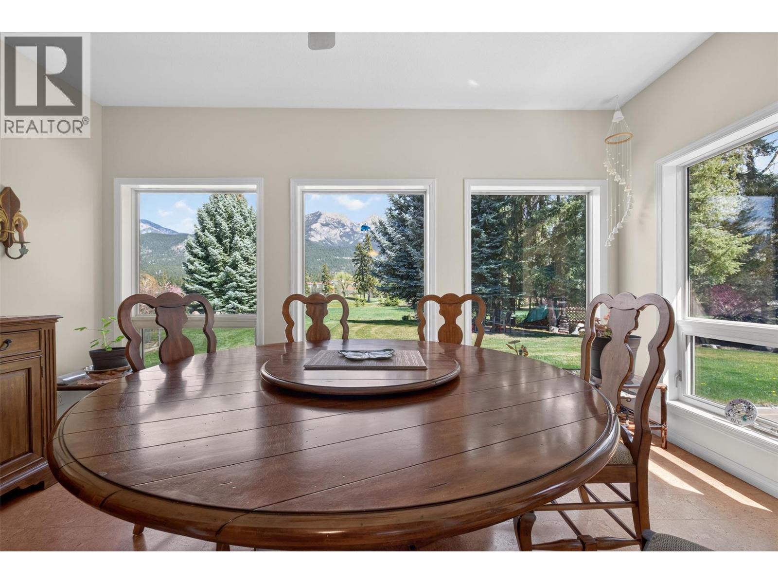5102 Riverside Drive - 26