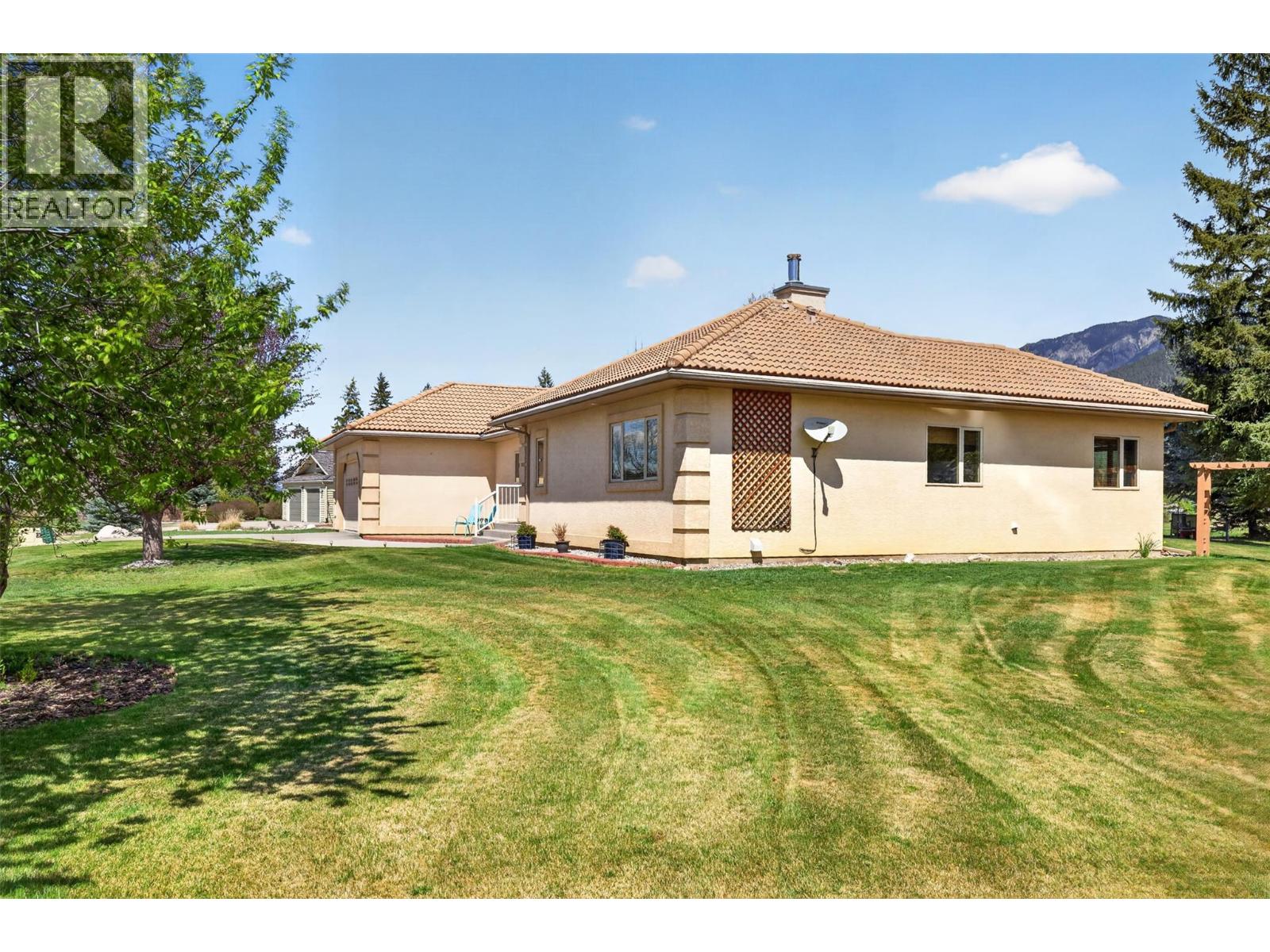 5102 Riverside Drive - 62