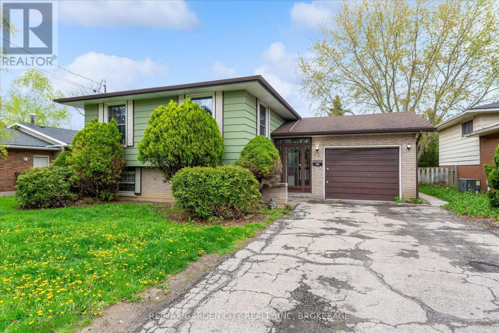 82 LINWELL ROAD - 1