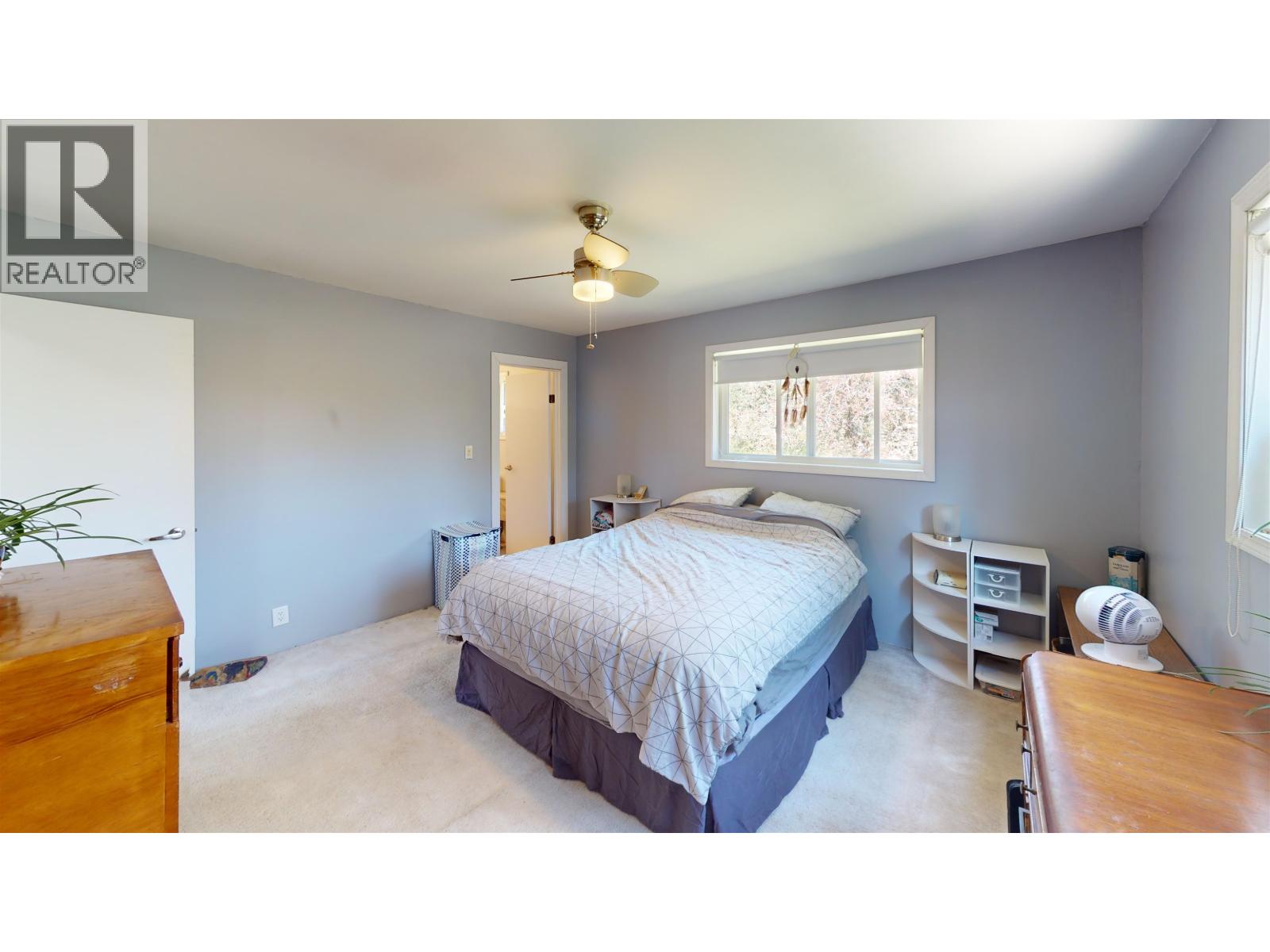 1890 BIRCH AVENUE - 14
