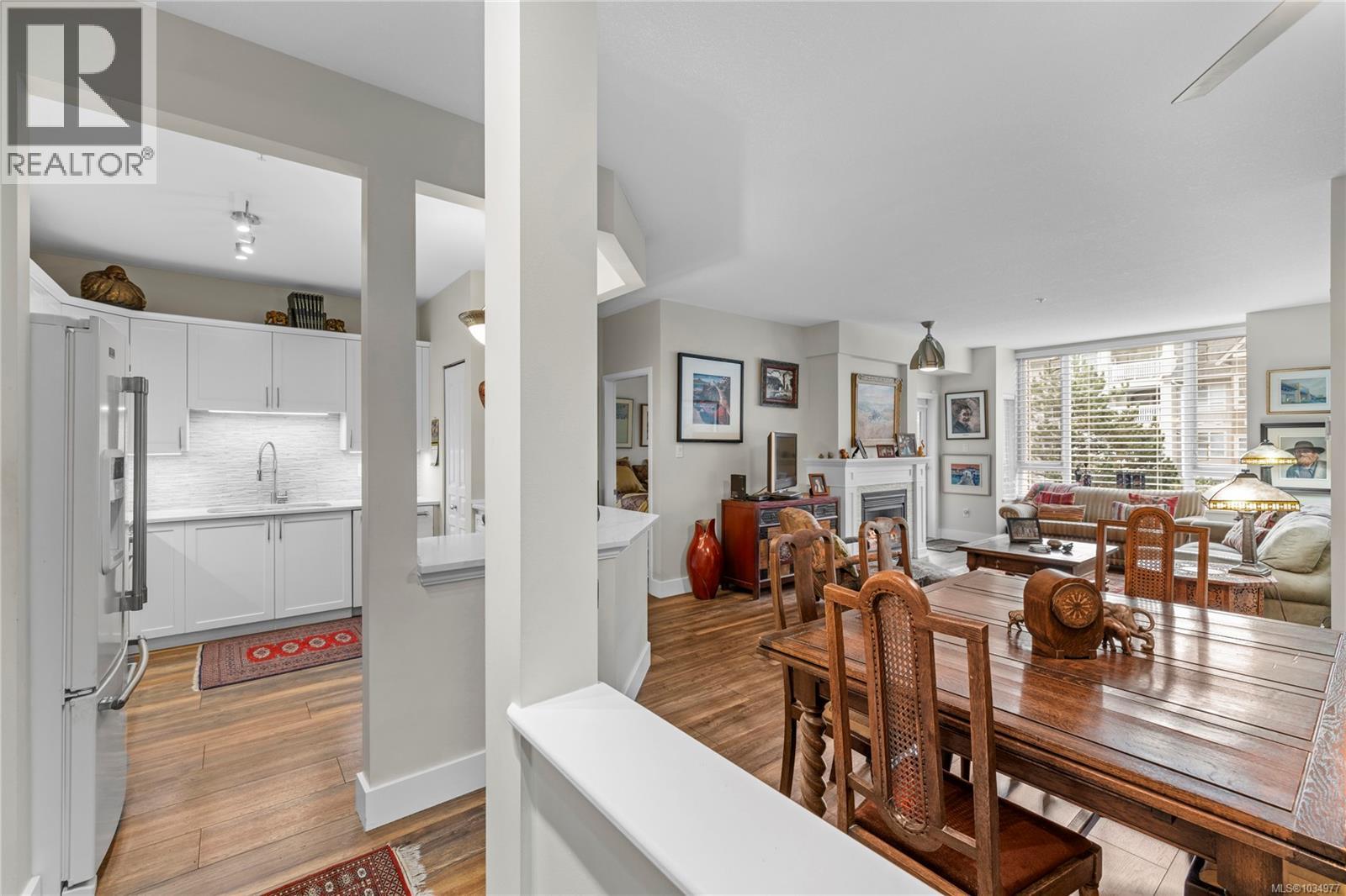 #205 5625 Edgewater Lane - 17
