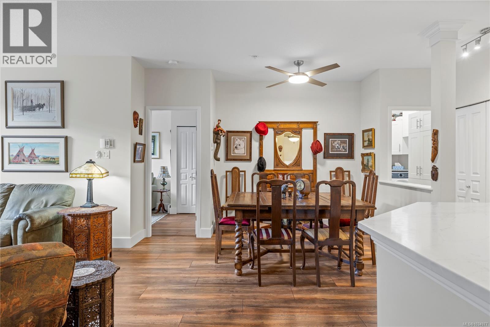 #205 5625 Edgewater Lane - 18