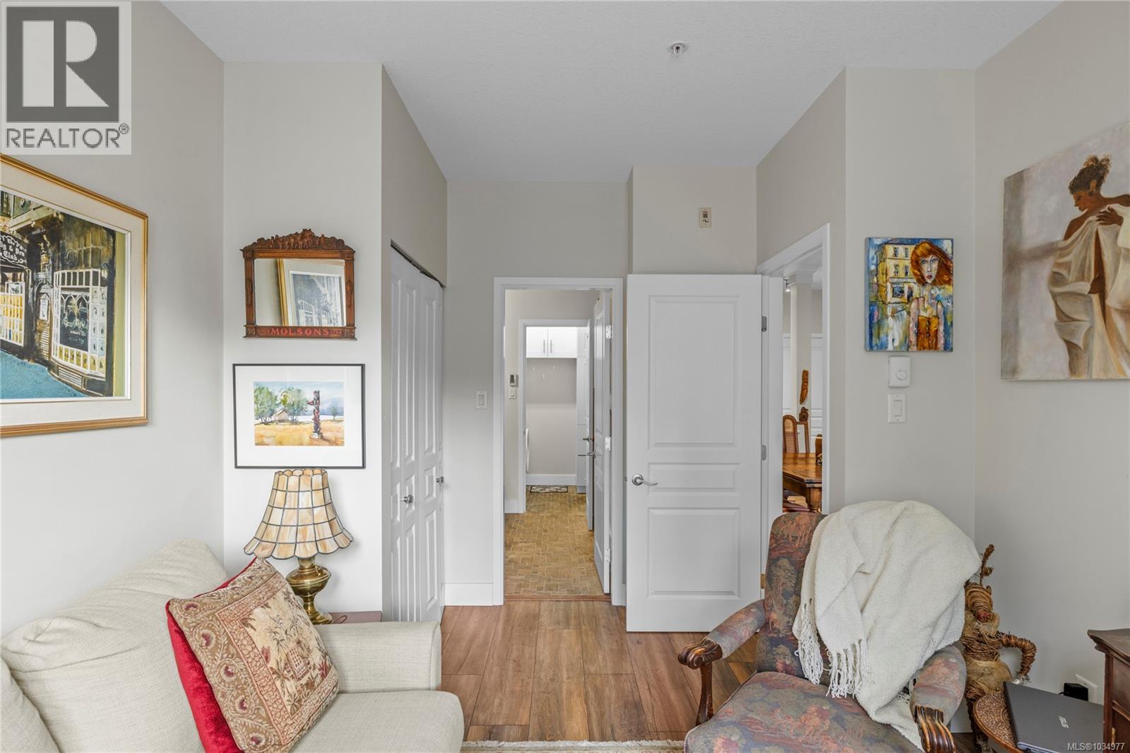#205 5625 Edgewater Lane - 24