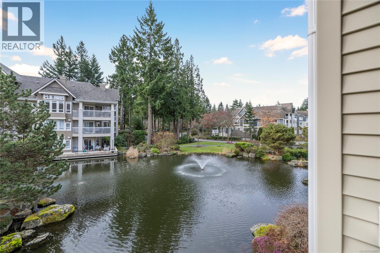 #205 5625 Edgewater Lane - Image 3