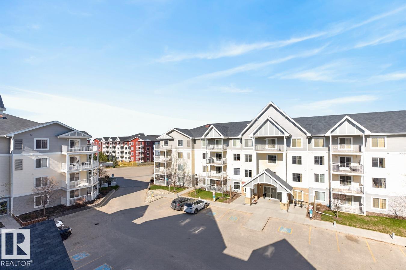 #404 2204 44 AV NW - 26