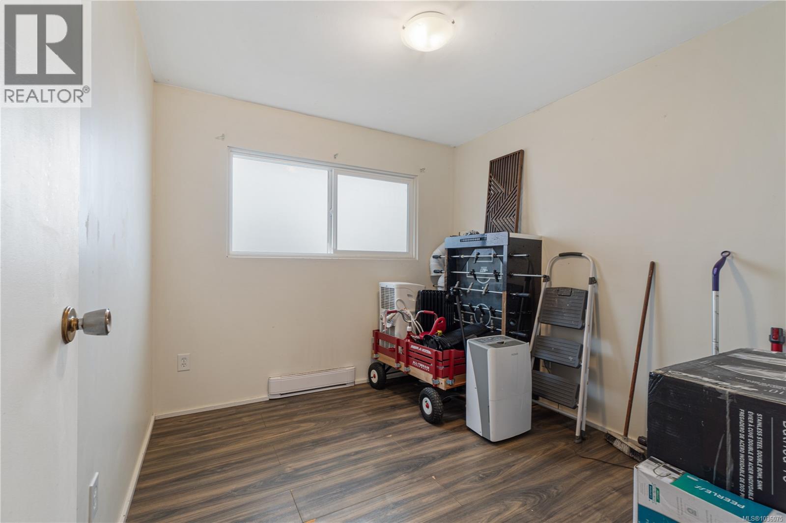2597 3rd Ave - 19