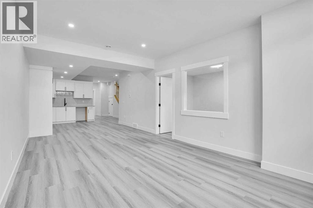 2823 29 Street SW - 22