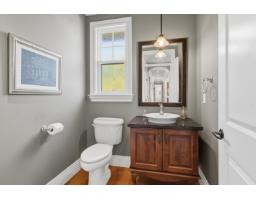 16398 36a Avenue, Surrey, BC V3Z0M1 Photo 14