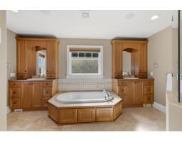 16398 36a Avenue, Surrey, BC V3Z0M1 Photo 21