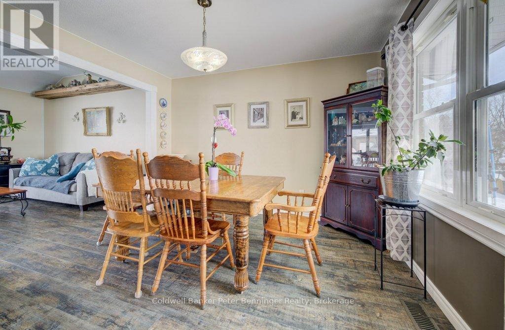 77 2ND STREET CRESCENT - 12