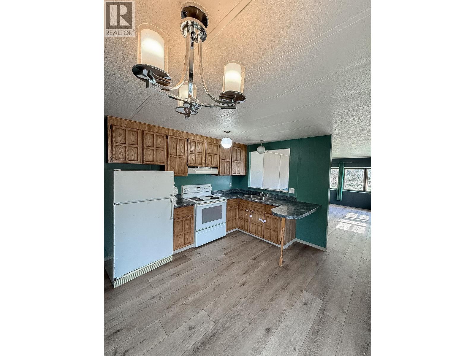 3733 S CARIBOO 97 HIGHWAY - 10
