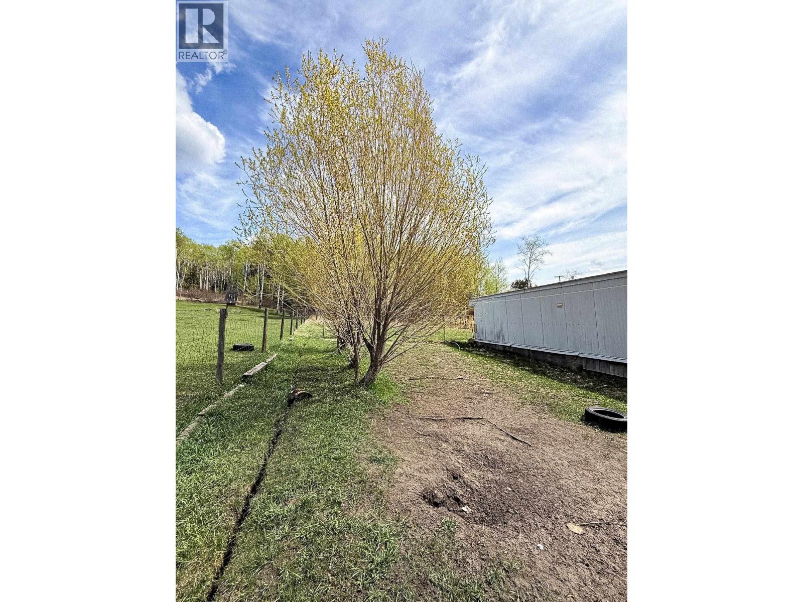 3733 S CARIBOO 97 HIGHWAY - 32