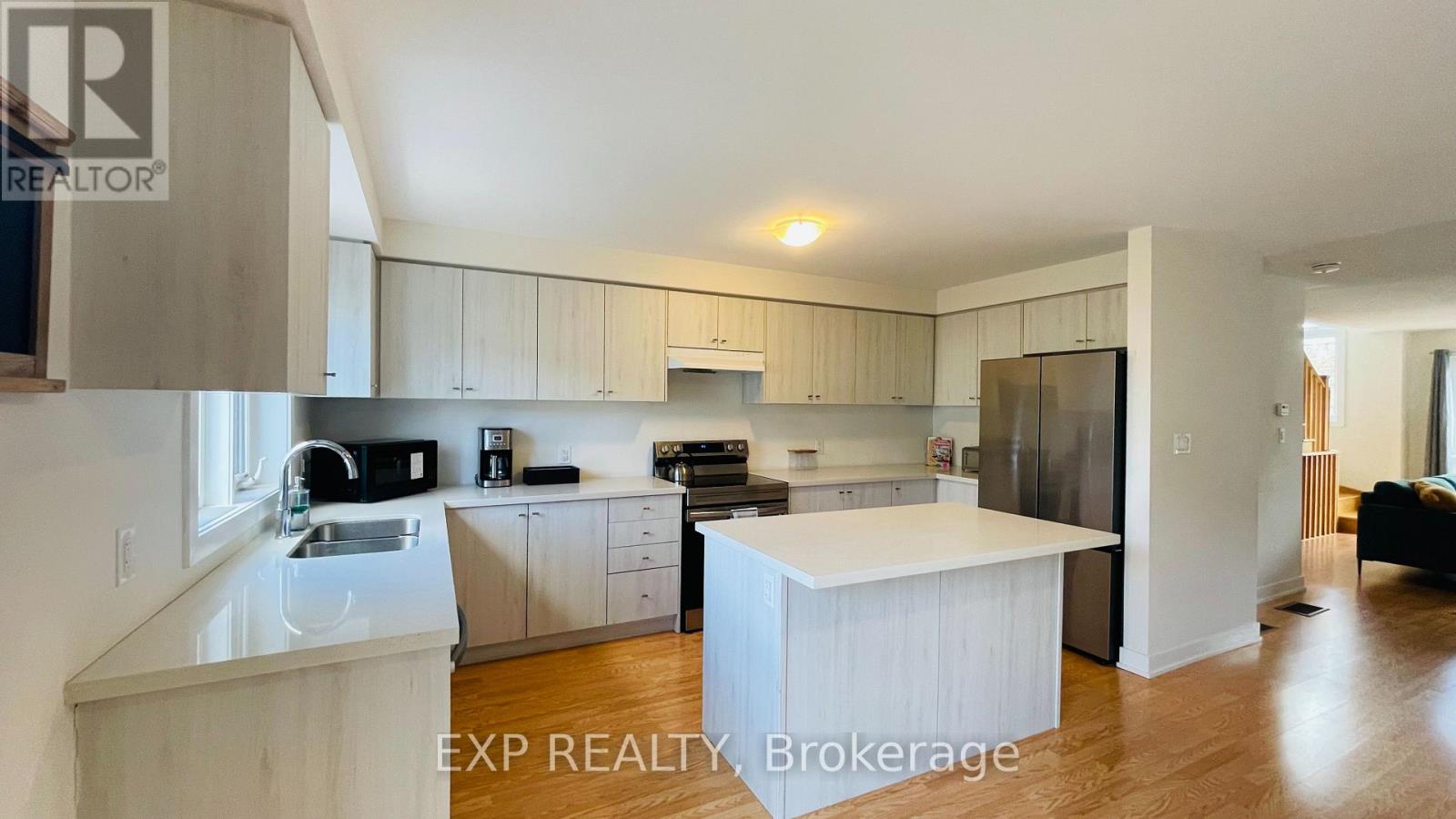 260 TOWNLINE ROAD N - 5