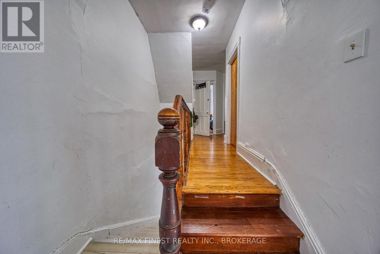 364 ALFRED STREET - 12