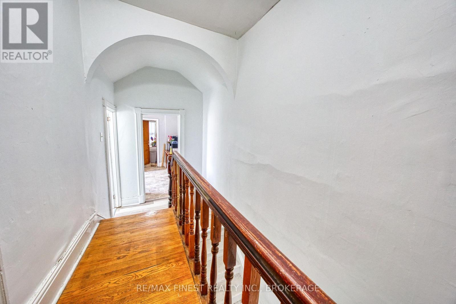 364 ALFRED STREET - 11