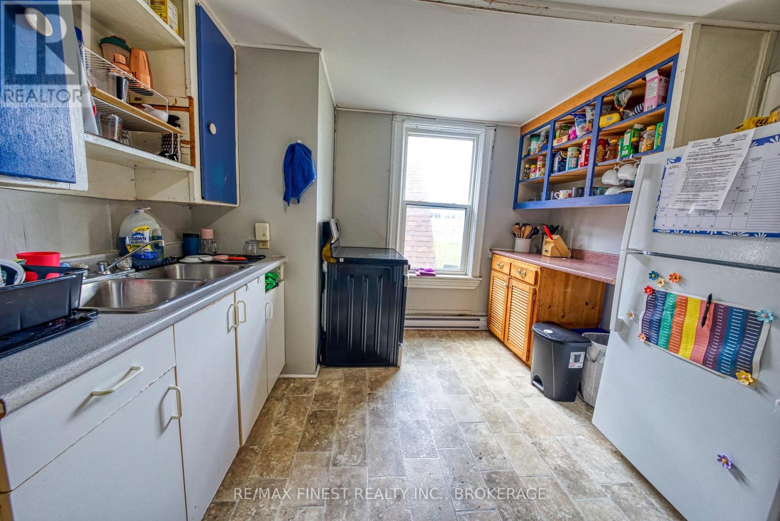 364 ALFRED STREET - 13