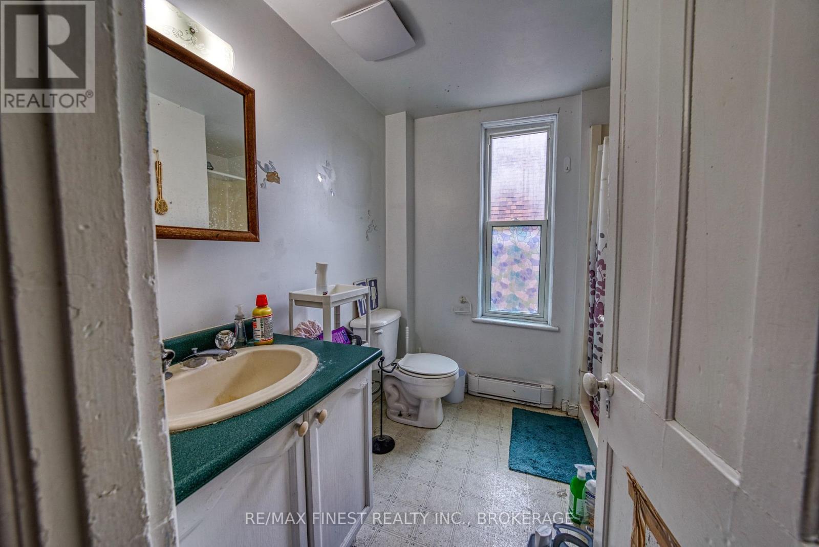 364 ALFRED STREET - 16