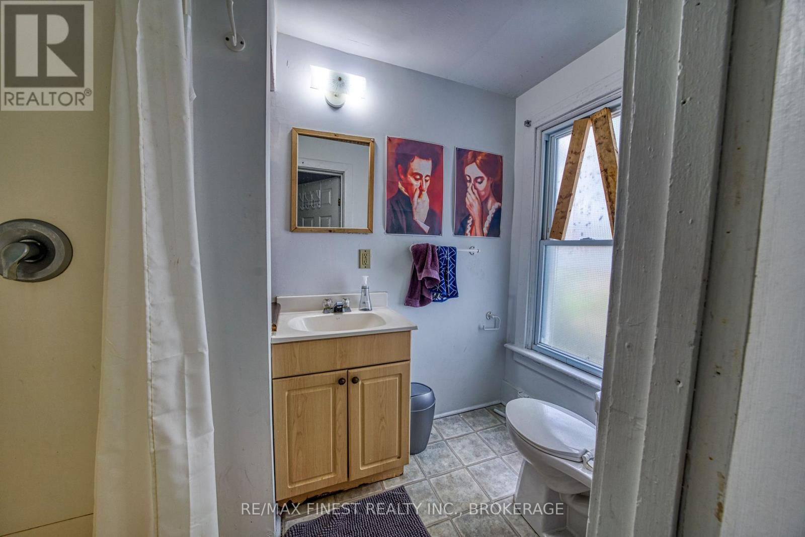 364 ALFRED STREET - 4