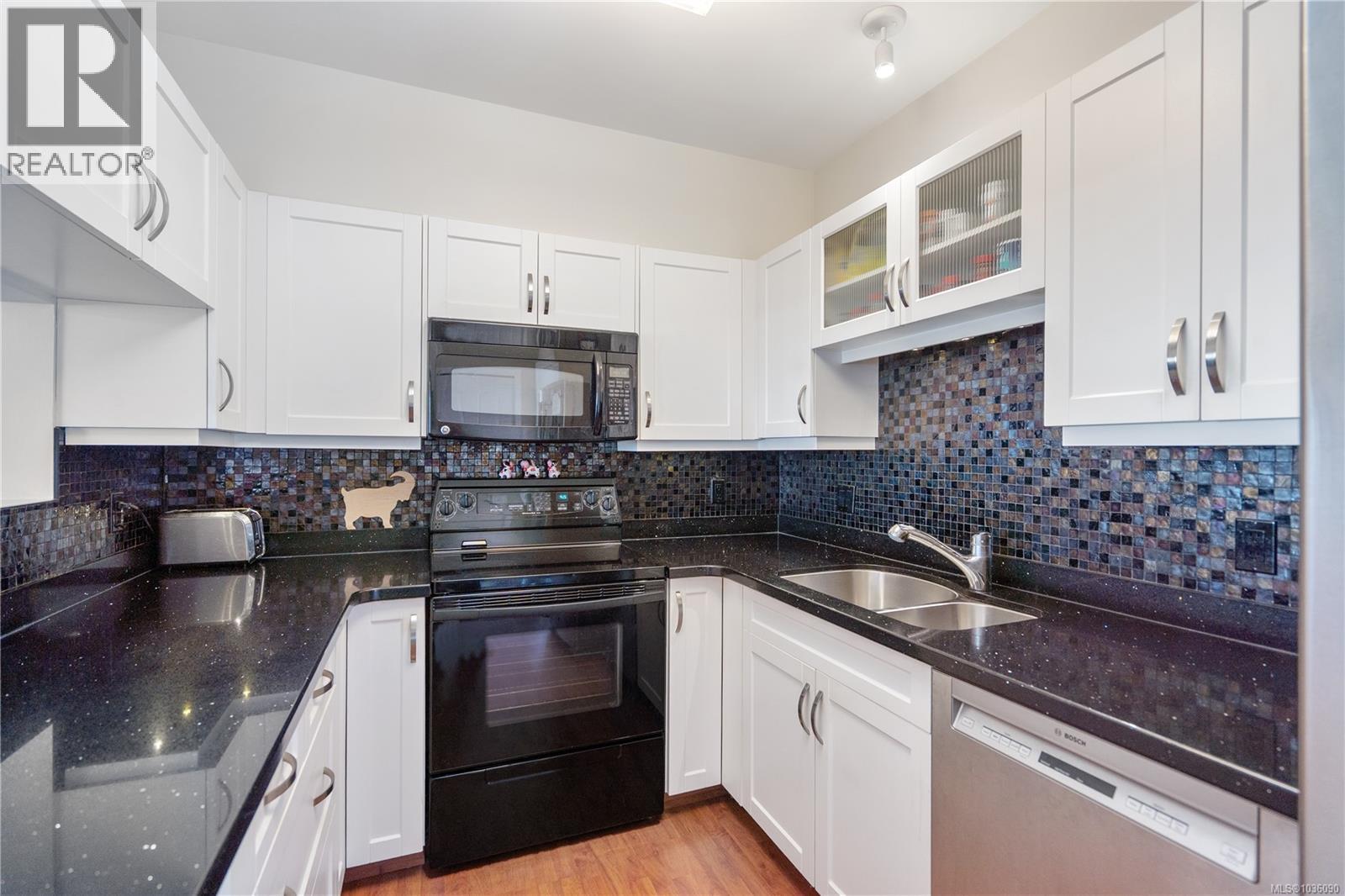 409 50 Songhees Road, Victoria