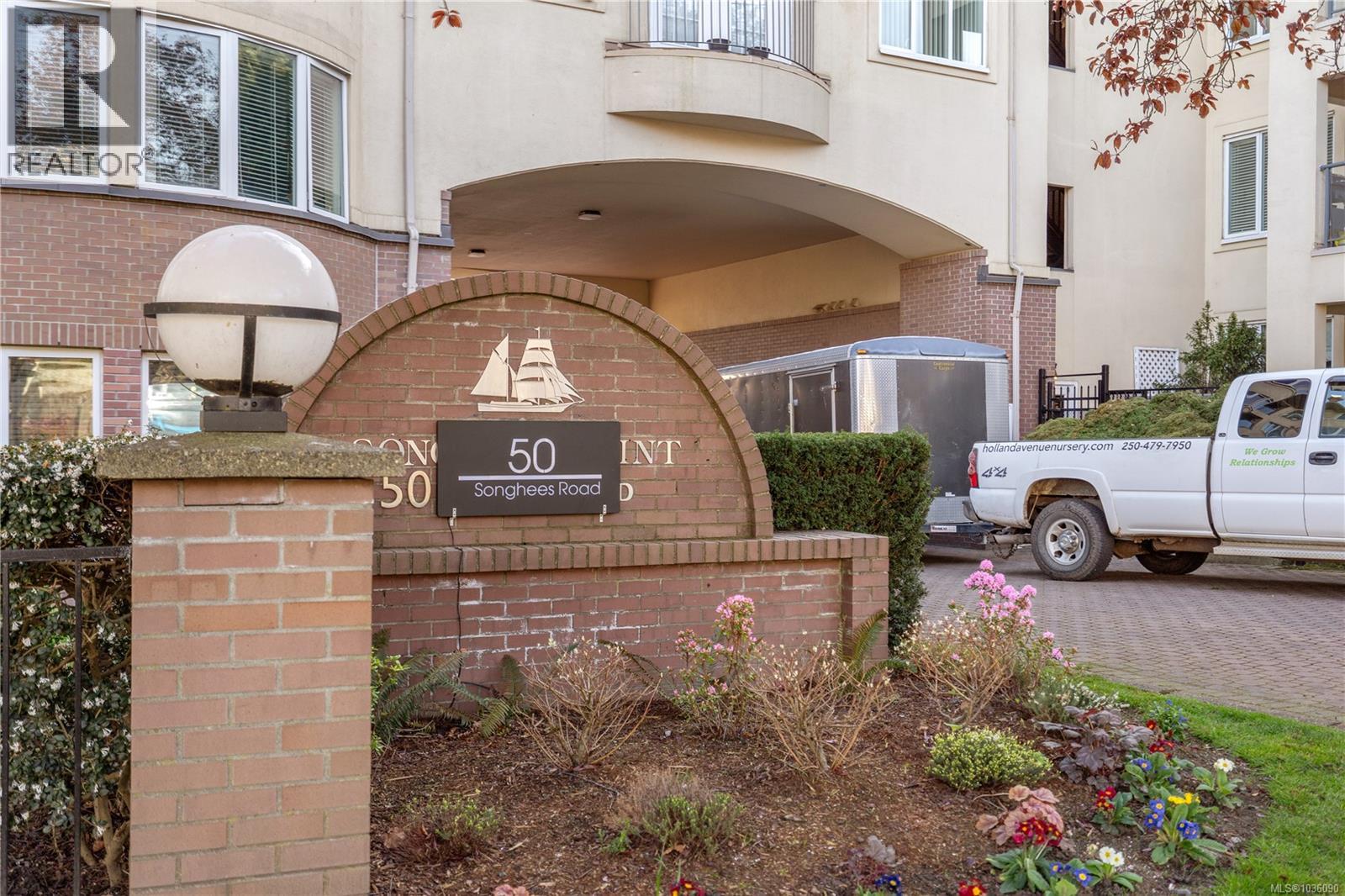 #409 50 Songhees Rd - 34