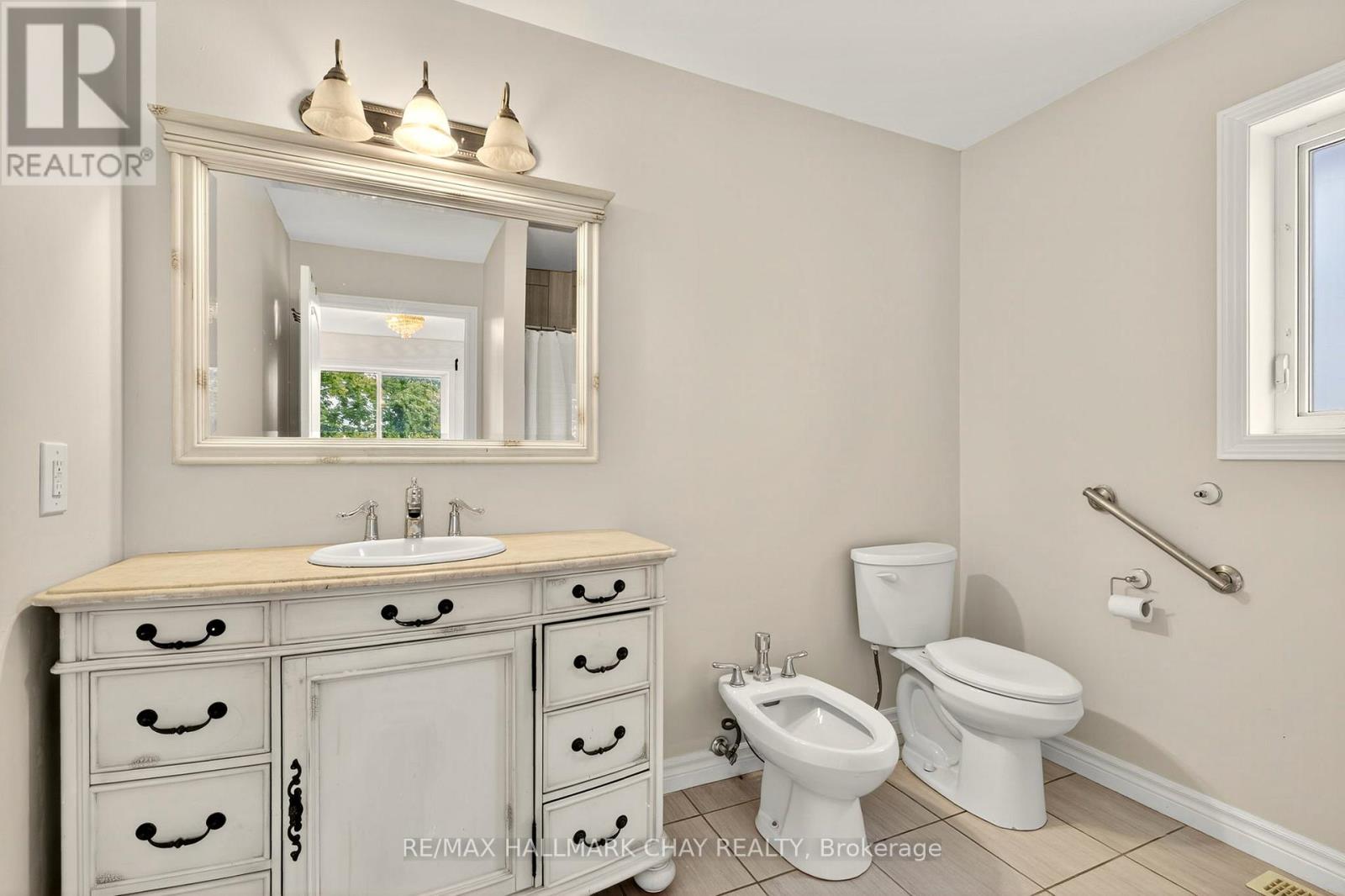 29 OAKLEY PARK SQUARE - 16