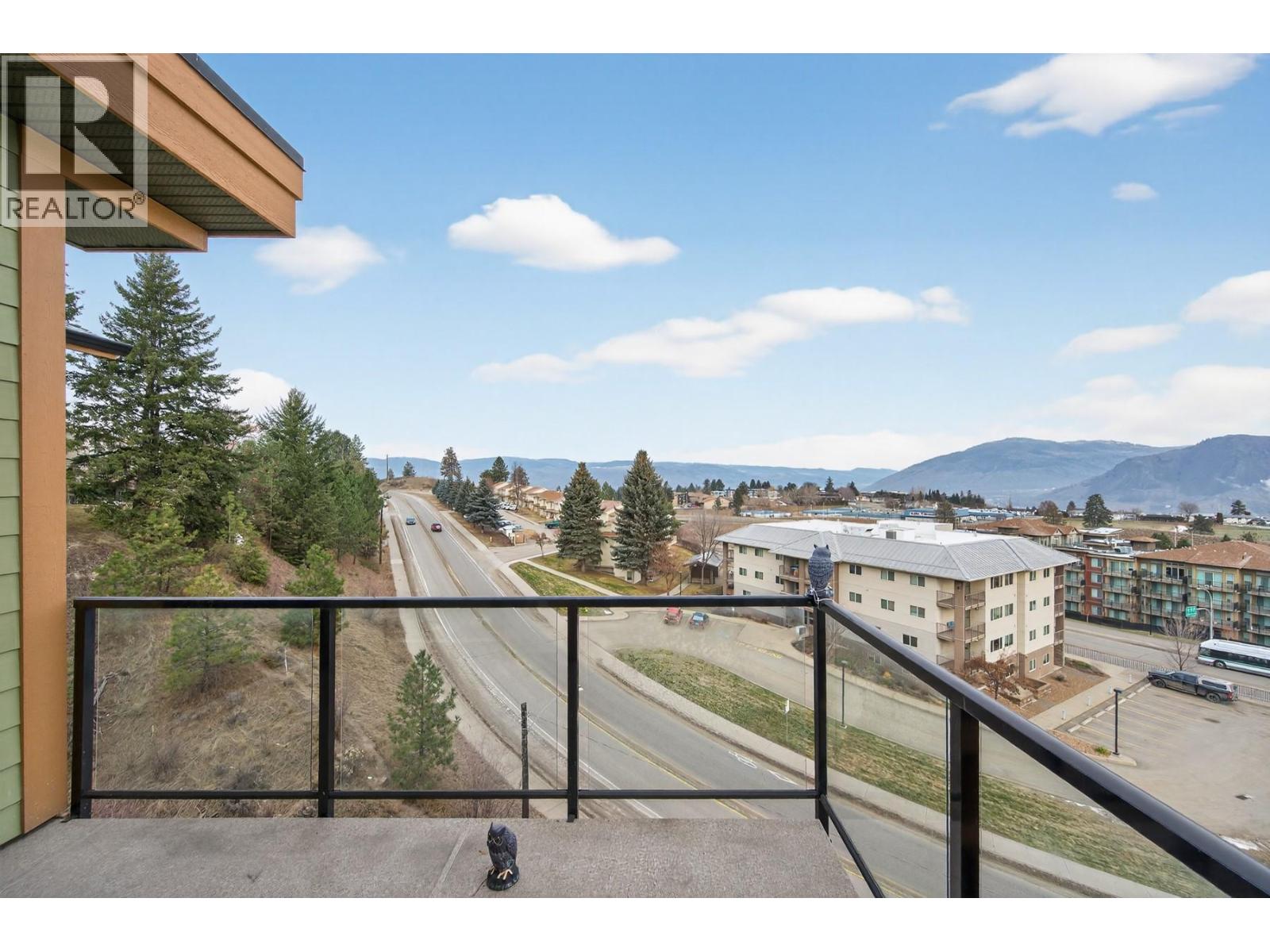 #3405 1405 Springhill Drive - 17