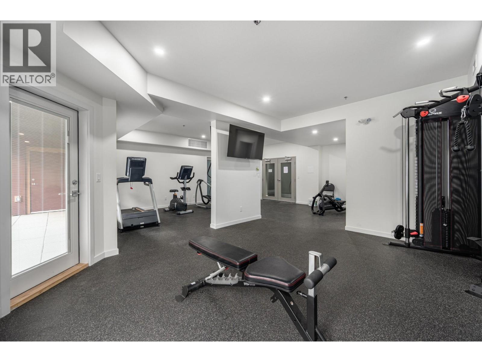 #3405 1405 Springhill Drive - 32