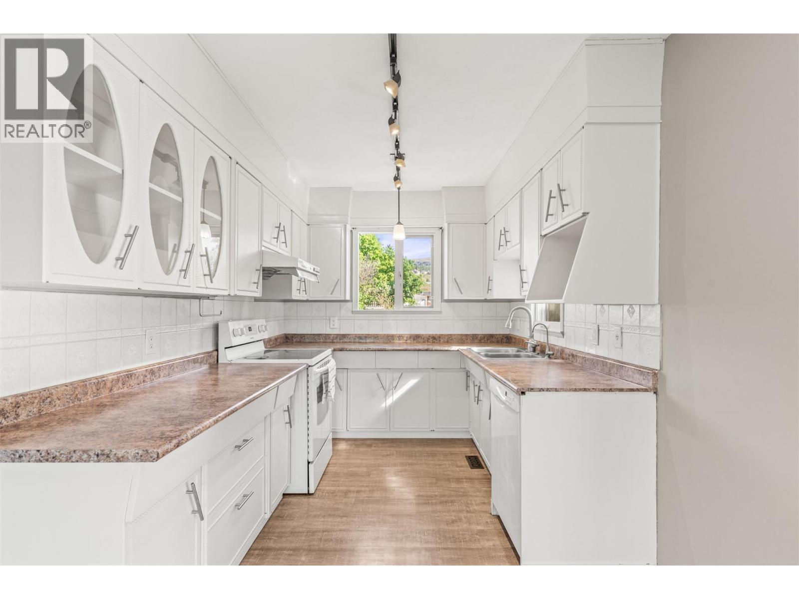 6109 Silver Star Road, Vernon
