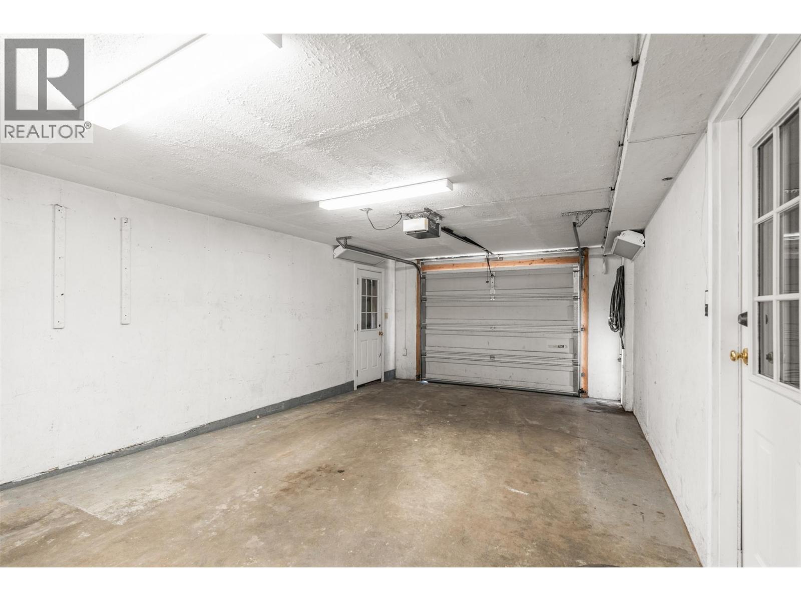 6109 Silver Star Road, Vernon