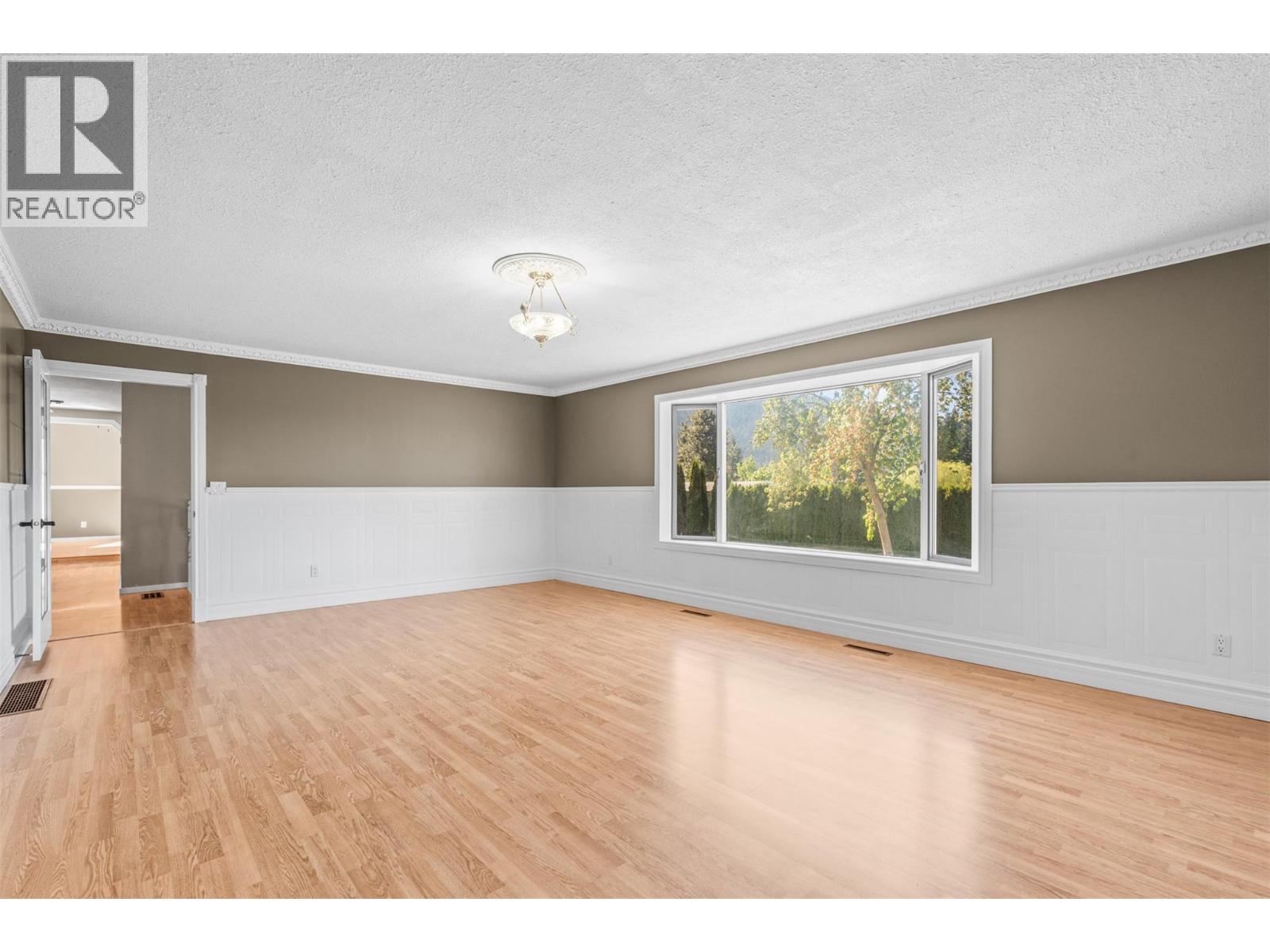 6109 Silver Star Road, Vernon