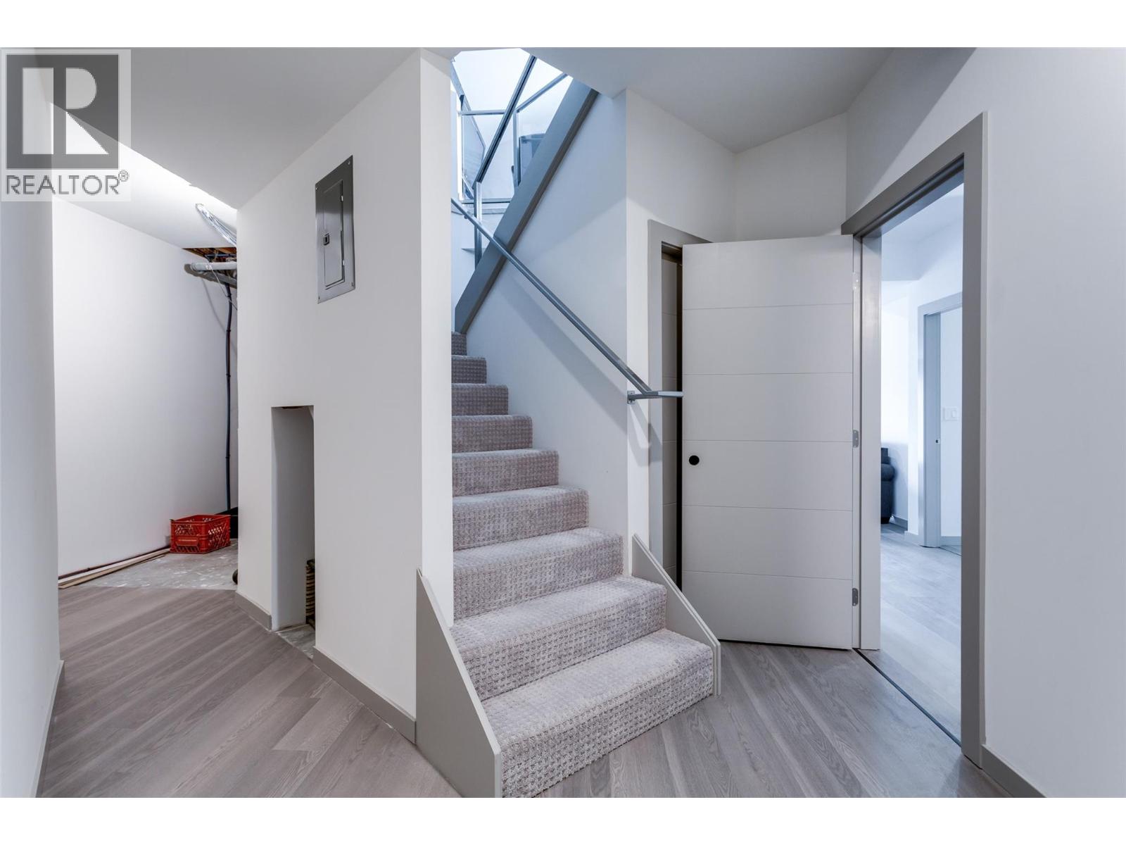 7217 Lakeridge Place, Vernon
