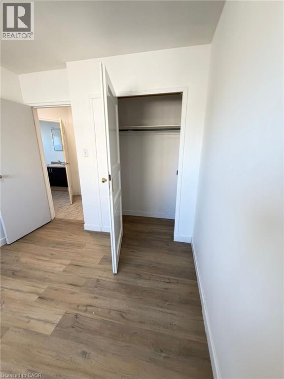 449 HAZEL Street Unit# 7, Waterloo, Ontario, N2L3P7 — Photo 11