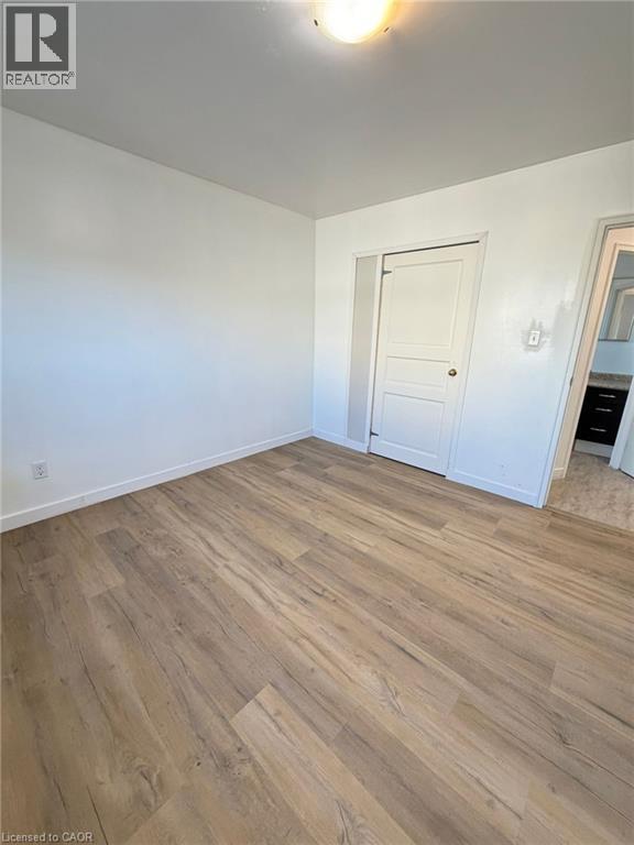 449 HAZEL Street Unit# 7, Waterloo, Ontario, N2L3P7 — Photo 12