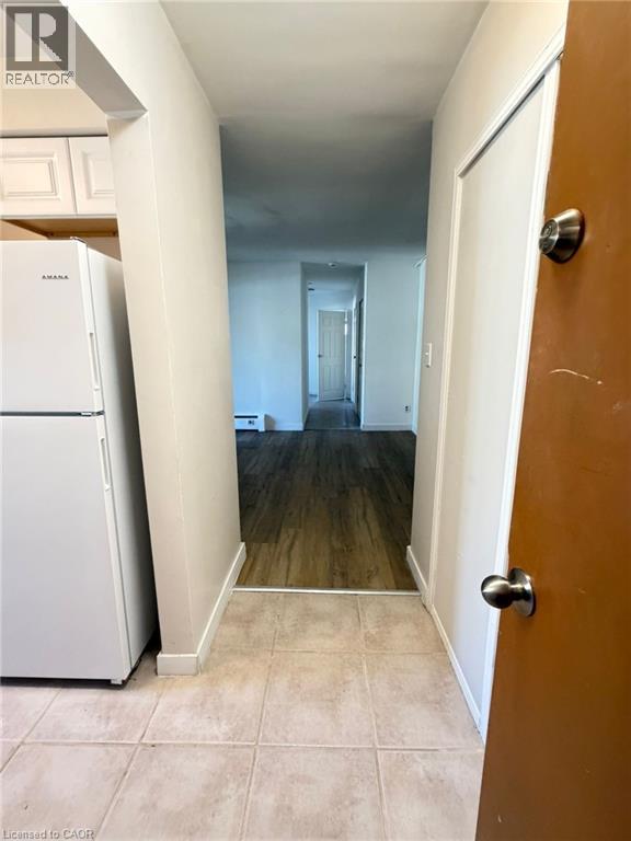 449 HAZEL Street Unit# 7, Waterloo, Ontario, N2L3P7 — Photo 2