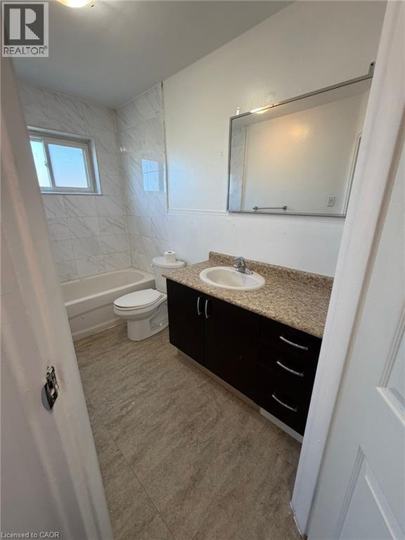 449 HAZEL Street Unit# 7, Waterloo, Ontario, N2L3P7 — Photo 9