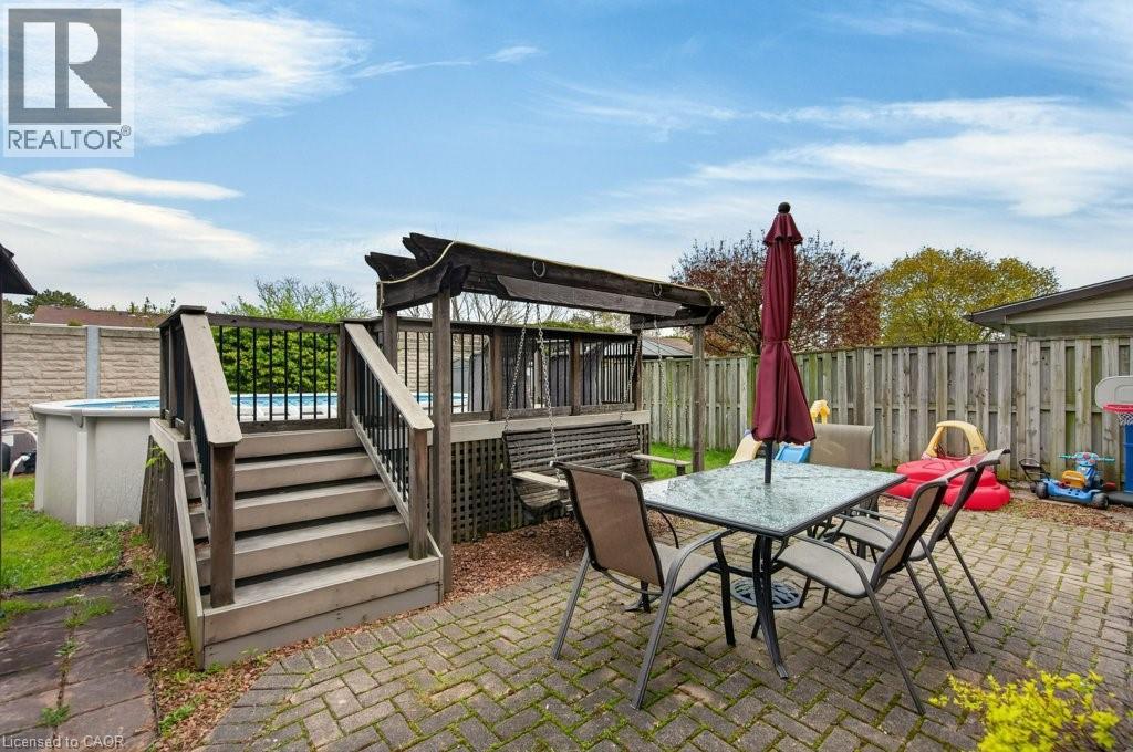 56 BROOKSTREAM Court, Hamilton, Ontario, L8K6J2 — Photo 14