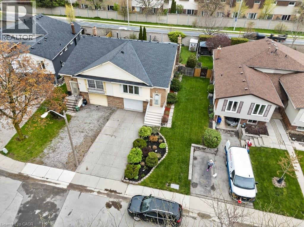 56 BROOKSTREAM Court, Hamilton, Ontario, L8K6J2 — Photo 41