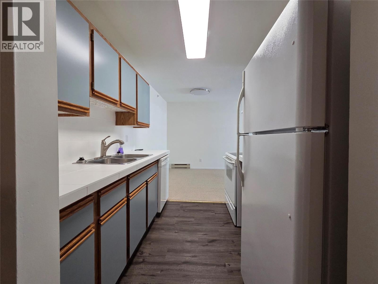284 YORKTON Avenue Unit# 404, Penticton