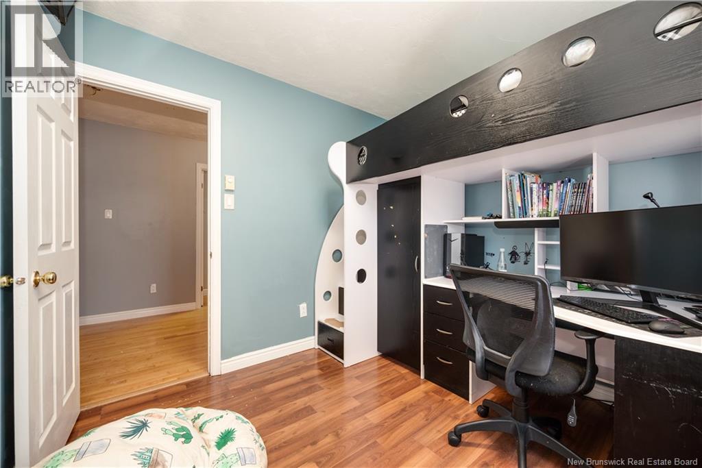 49 Goldsboro Avenue - 30