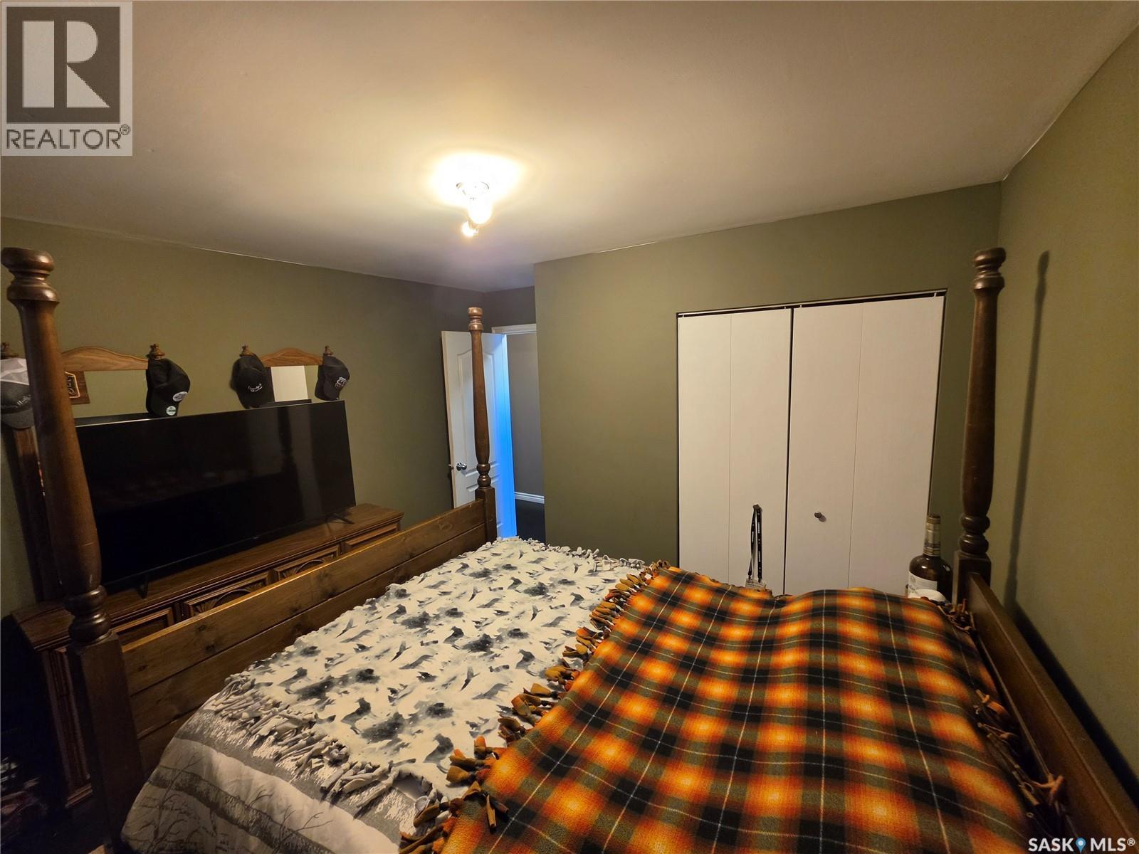 725 2nd AVENUE - 14