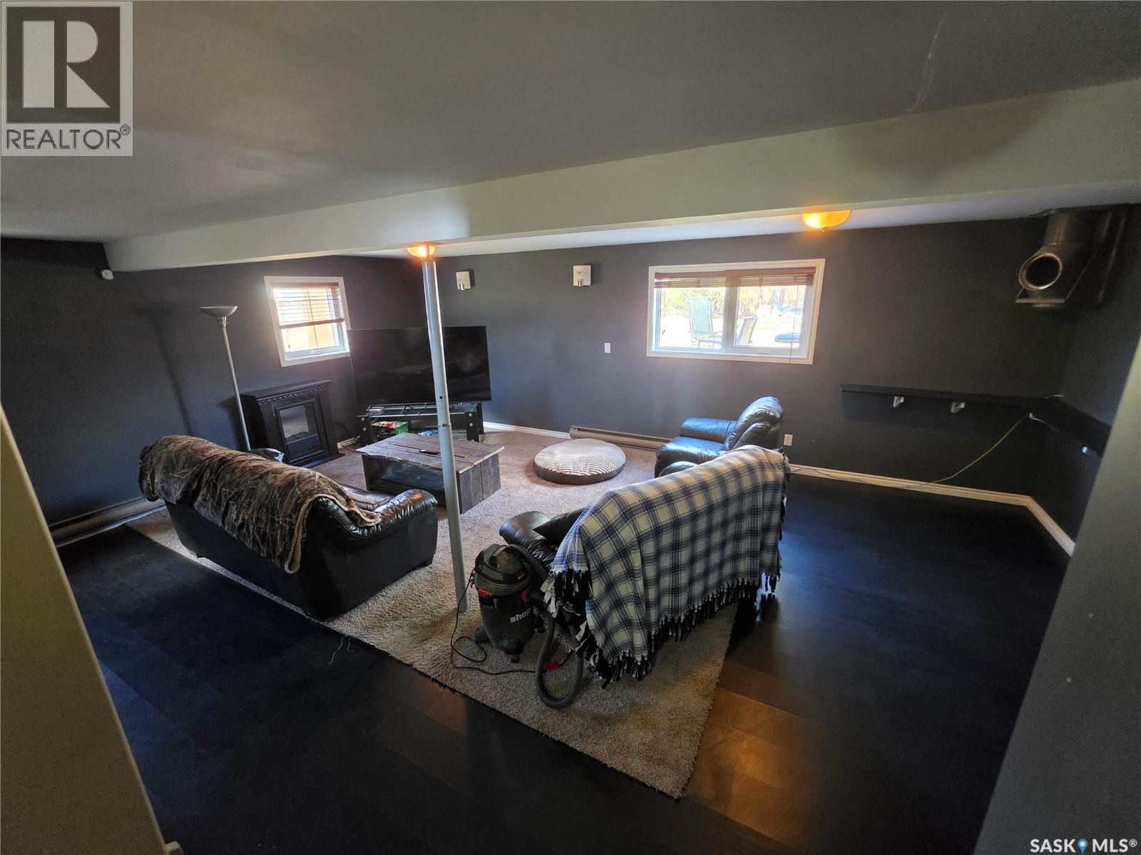 725 2nd AVENUE - 21