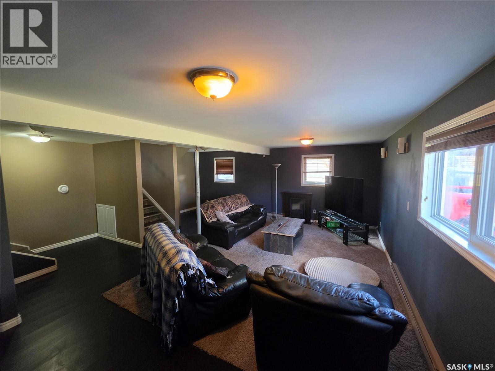 725 2nd AVENUE - 23