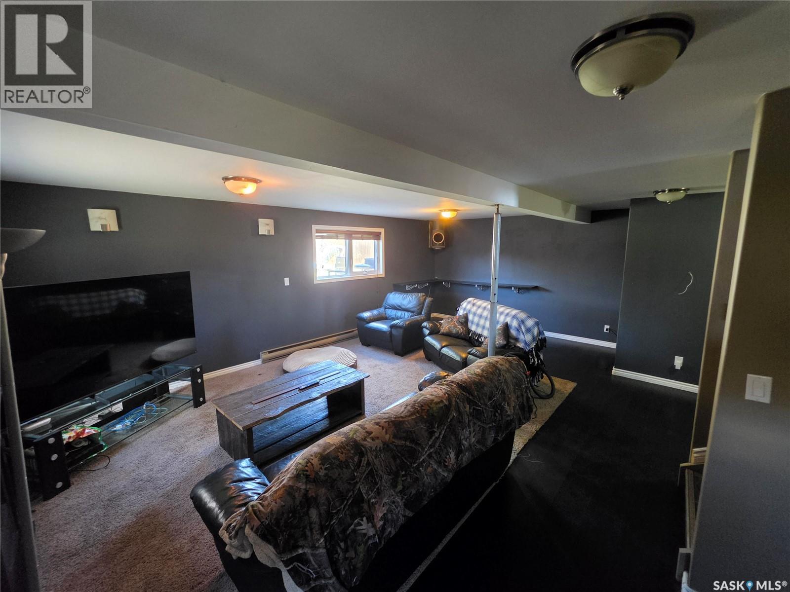 725 2nd AVENUE - 25