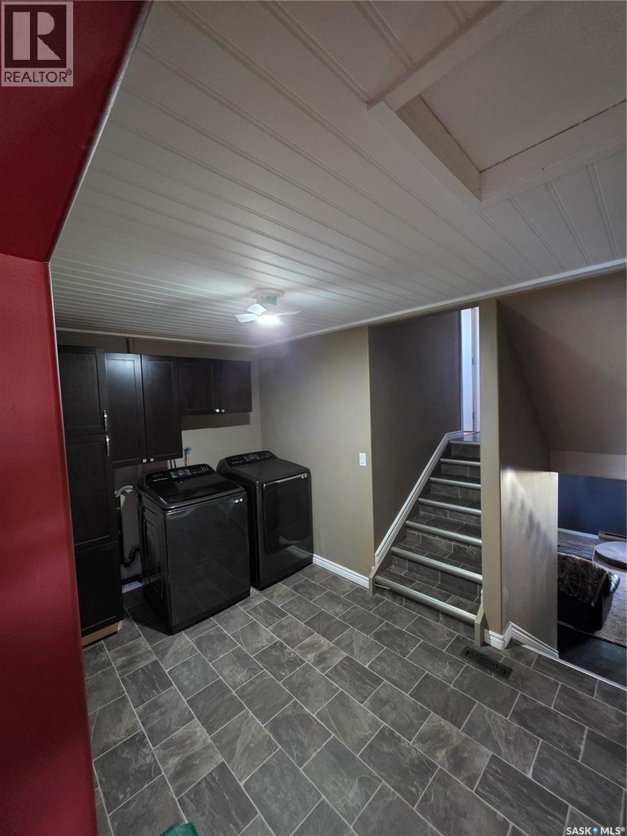 725 2nd AVENUE - 6